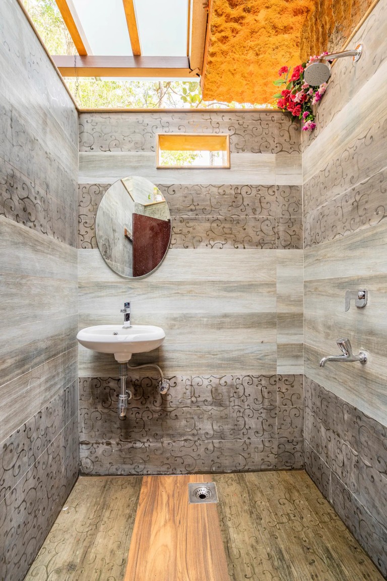 Luxury amenities and views at Shivaaz Villa Goa - Image 20
